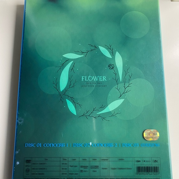 Flower 2015 Xia 3rd Asia Tour Concert DVD and Photobook - Picture 5 of 5